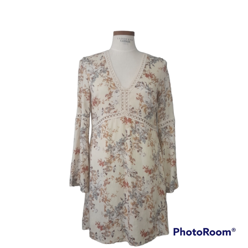 Wayf cream floral bell sleeve dress